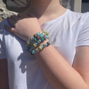 Beautiful blues and greens wrap bracelet. Great condition. Fashion jewelry.